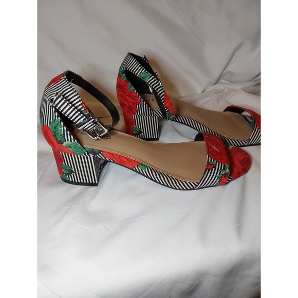 Torrid Womens Size 8.5W Floral Stripe Multicolor Block Heel Open Toe Sandal Shoe - Picture 5 of 10